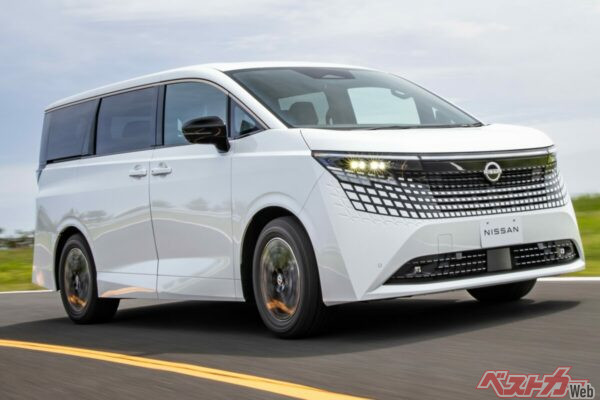 Новый Nissan Elgrand: 6 режимов вождения для любого случая