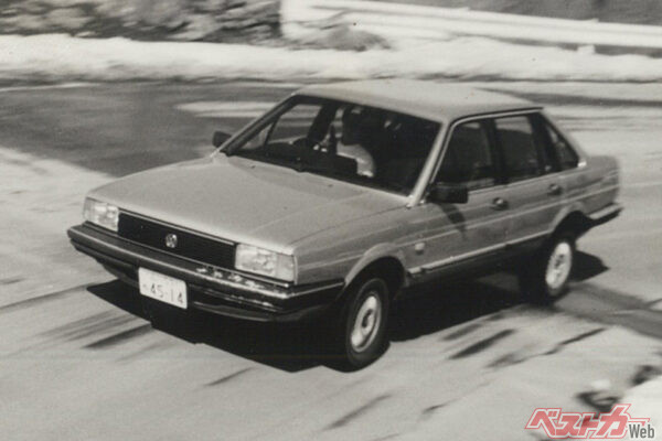 日産 サンタナ(中古車相場:中古流通ほぼなし)。全長×全幅×全高=4530×1690×1395mm、ホイールベース=2550mm、出力=140ps/17.5kgm、発表時燃費=8.9km/L
