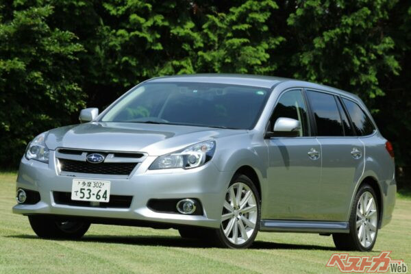 スバル レガシィワゴン(BR/中古車相場:19万~229万円)。全長×全幅×全高=4790×1780×1535mm、ホイールベース=2750mm、出力=173ps/24.0kgm、発表時燃費=14.4km/L