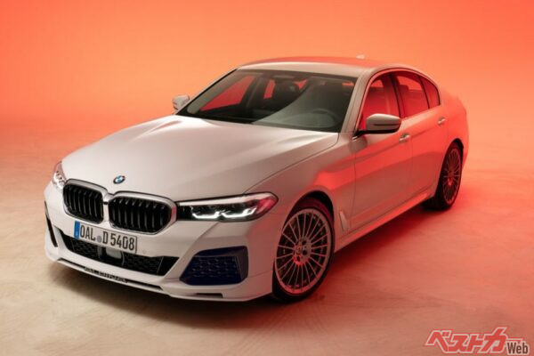 BMWアルピナ・D5Sリムジン（中古車相場：578万～1158万円）。全長×全幅×全高＝4980×1870×1480mm、ホイールベース＝2980mm、出力＝347ps/74.4kgm、発表時燃費＝12.5km/L