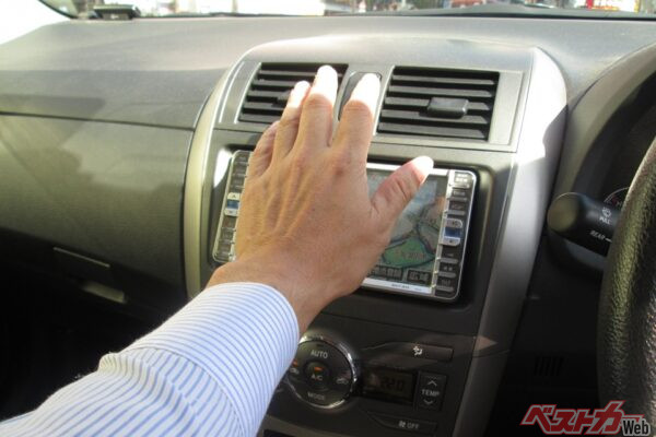 猛暑日に「冷えない！」じゃすまされない!!　カーエアコンが冷えない5つの理由