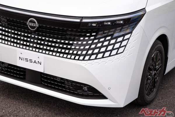 後席に電話の声を聞かせない!?　新型エルグランドの「運転席通話モード」が衝撃的!!