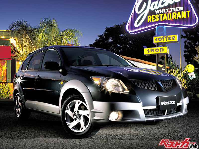 GMとの共同企画という珍しいスタイルで2002年8月に誕生した新型車ヴォルツ。当時、若者をターゲットとしていたネッツ店で販売された