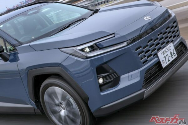 第5世代ハイブリッドの加速に感動!?　限界走行で浮き彫りになった新型RAV4の実力！