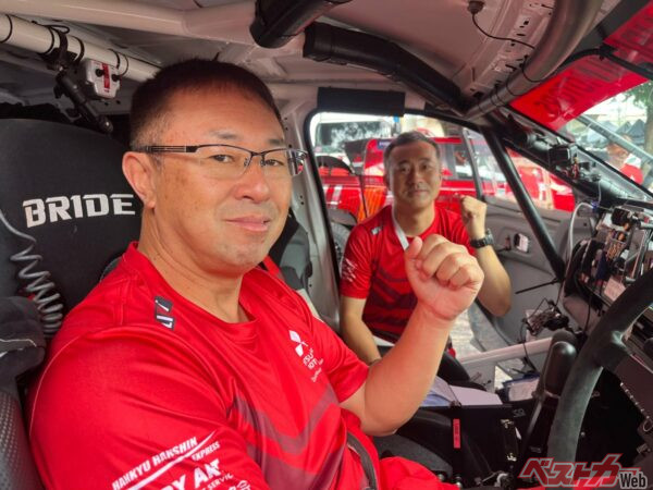 106号車の田口勝彦選手/保井隆宏選手ペア。このペースで優勝・2連覇まで走り切って欲しい