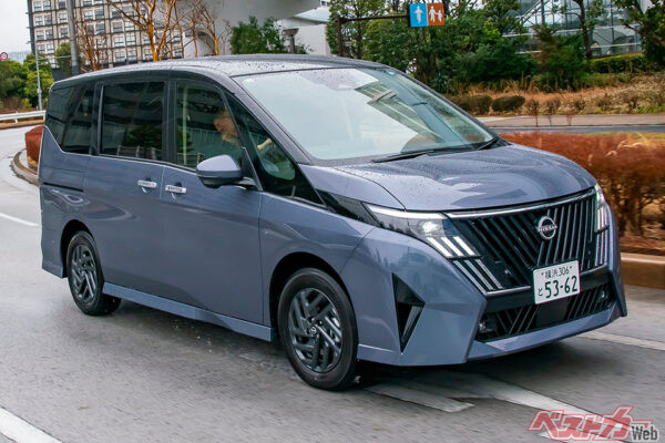 日産 セレナ【ハイブリッド車／FF】全長4690×全幅1695×全高1870mm　ホイールベース2870mm　1.5L、直3＋モーター　エンジン98ps・モーター163ps　WLTCモード燃費：20.3km/L　価格278万5200～455万700円