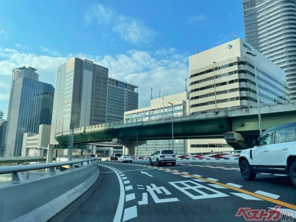 首都高の右車線は居座りOK？　NG？　「追い越し車線」がない高速道路の意外なルール