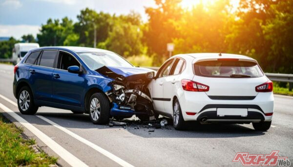 逆走事故は件数こそ少ないものの、死亡事故につながる割合は高速道路事故全体の約38倍に達する（PHOTO：Adobe Stock_くろねこ）