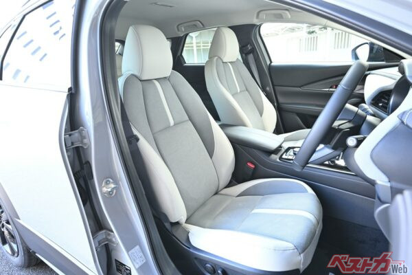 CX-30エアーエディションのシート地