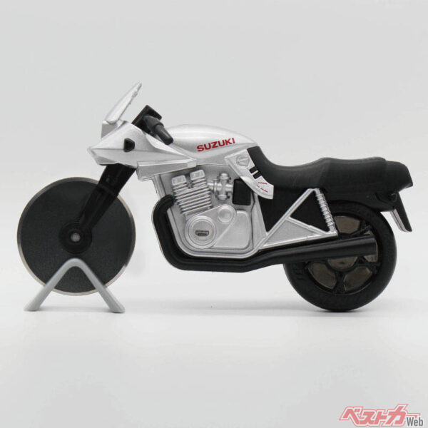 バイク好きの方やSUZUKIファンへのギフトにもおすすめ