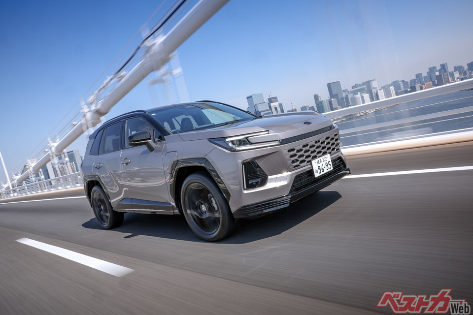 2026年にはPHEVモデルが追加された