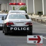追越車線は走り続けてOK？ 片耳イヤホンは使える？ 交通違反の境界線！