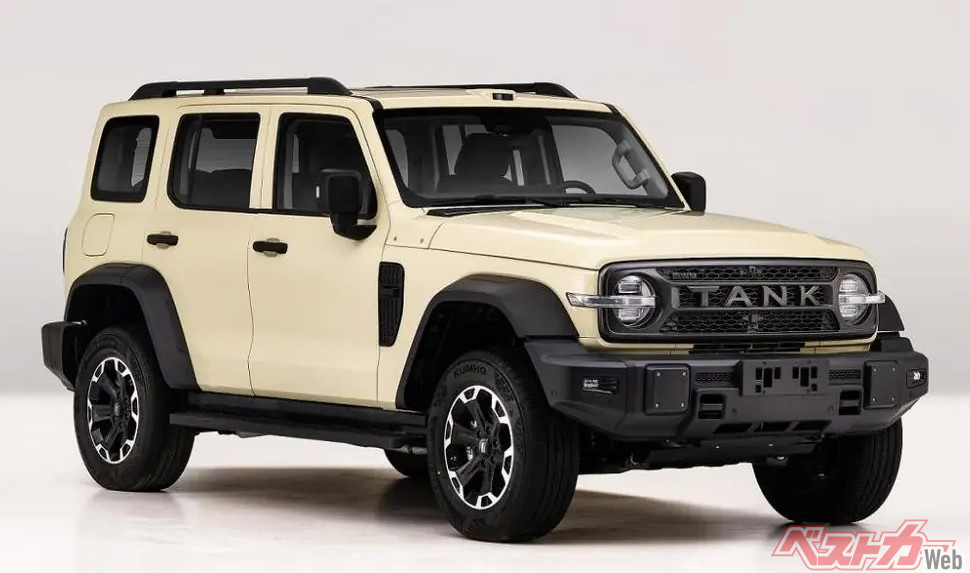 グレートウォール・モーターズ（長城汽車）がグローバル展開する「タンク300」。ガソリン／ディーゼル／PHEVのパワートレインを持ち、豪州やタイでも積極的に展開。たしかにかつてのランクルやパジェロっぽい……