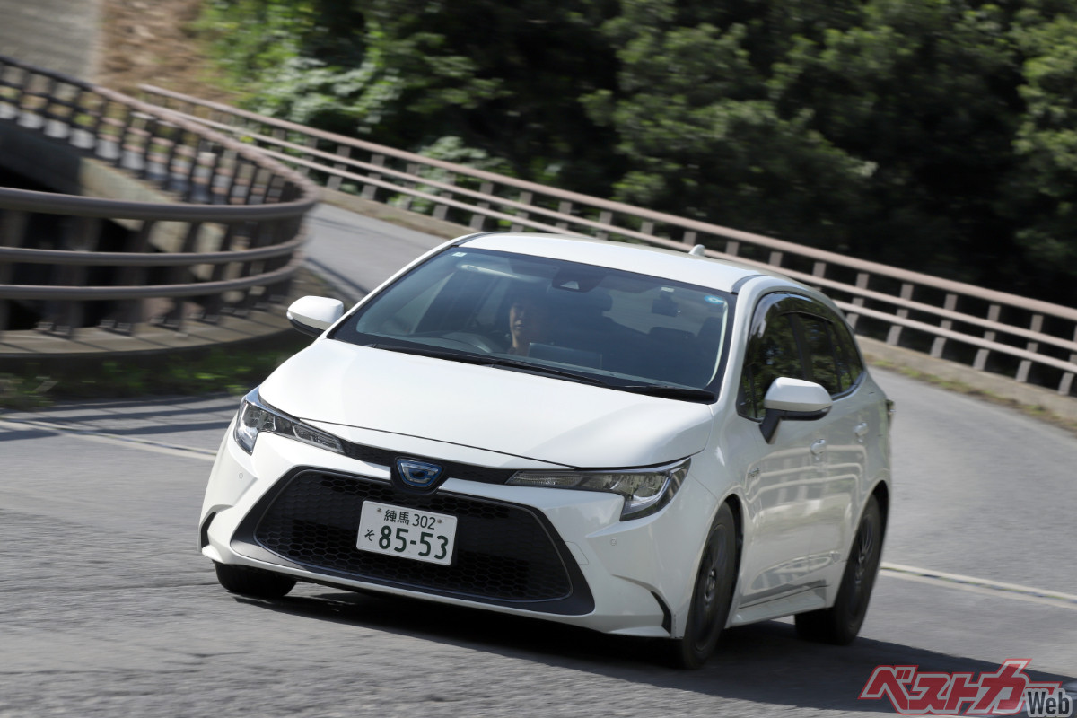 もっともワインディングを気持ちよく走れたのはアームストロングでした