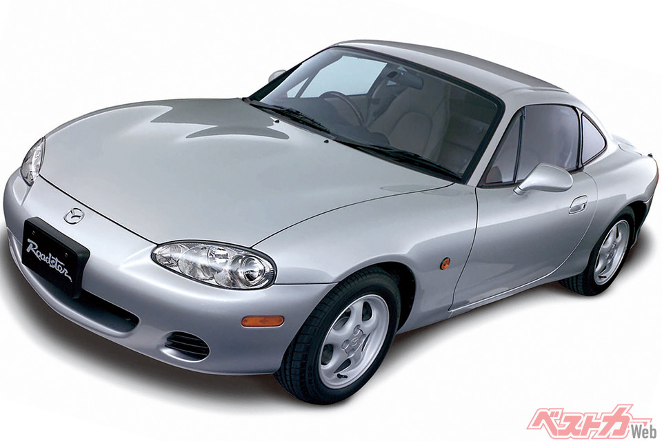 新車310万円が中古「430万円」のロードスター!? 超希少なNB型「ロードスタークーペ」の中古事情