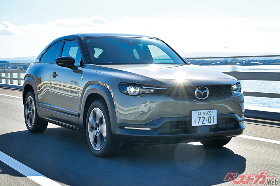 マツダ MX-30 R-EV。この技術の先に駆動用エンジンとしてのロータリーエンジン復活もあると期待