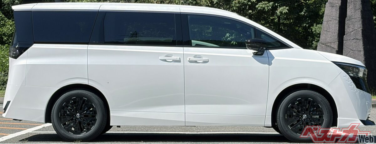 エントリーグレードのX e-4ORCEでも689万7000円。現在のe-4ORCE車を残しながら、600万円前後のFF仕様が加われば、購入を検討できる人はさらに増えるはずだ