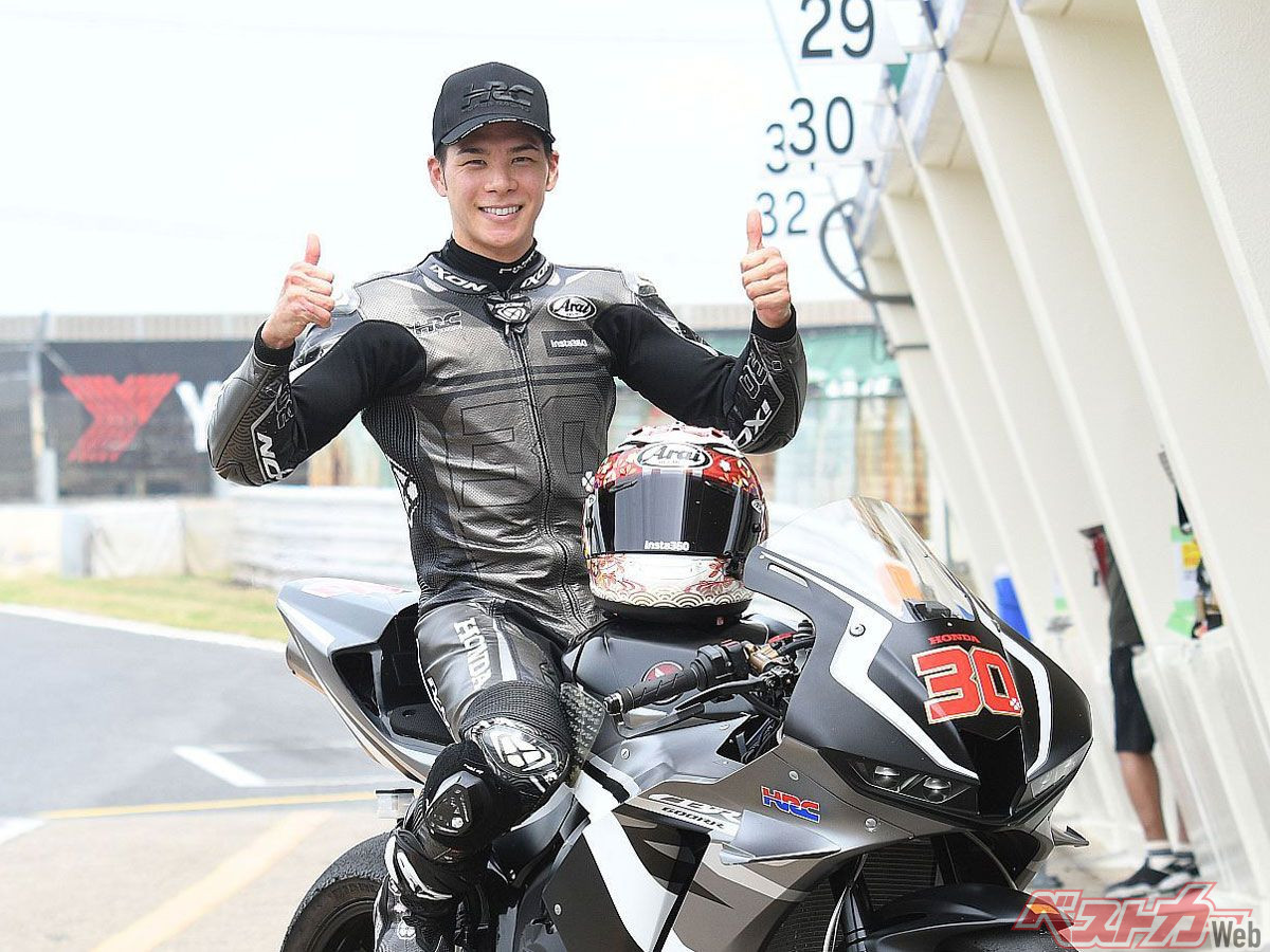 【MotoGP】「850ccはチョー楽しい！！」中上貴晶選手に筑波でばったり会ったので、2027年型マシンの話を聞いてみた！　