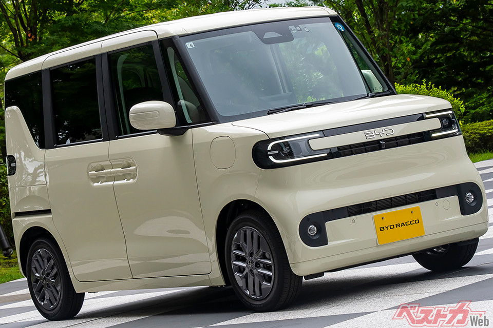 ホンダとスズキの「いいとこ取り」!? BYD新型「ラッコ」は日本の軽を研究しすぎ！ 約214万円からの軽EVが強敵すぎる