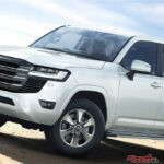 お手頃なガソリン仕様さらば！ ランドクルーザー300にハイブリッド登場!! 価格はGXディーゼルの630万800円から!!