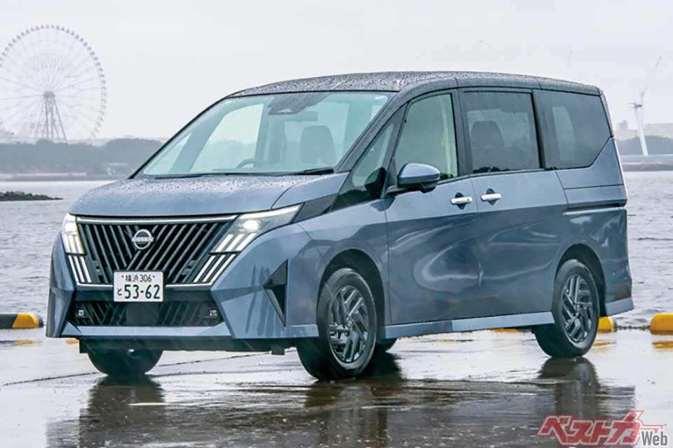 日産 セレナe-4ORCE　e-POWER＋e-4ORCEのみ最低地上高アップだが、15mmアップした150mmの最低地上高を持ち雪道もより走りやすい
