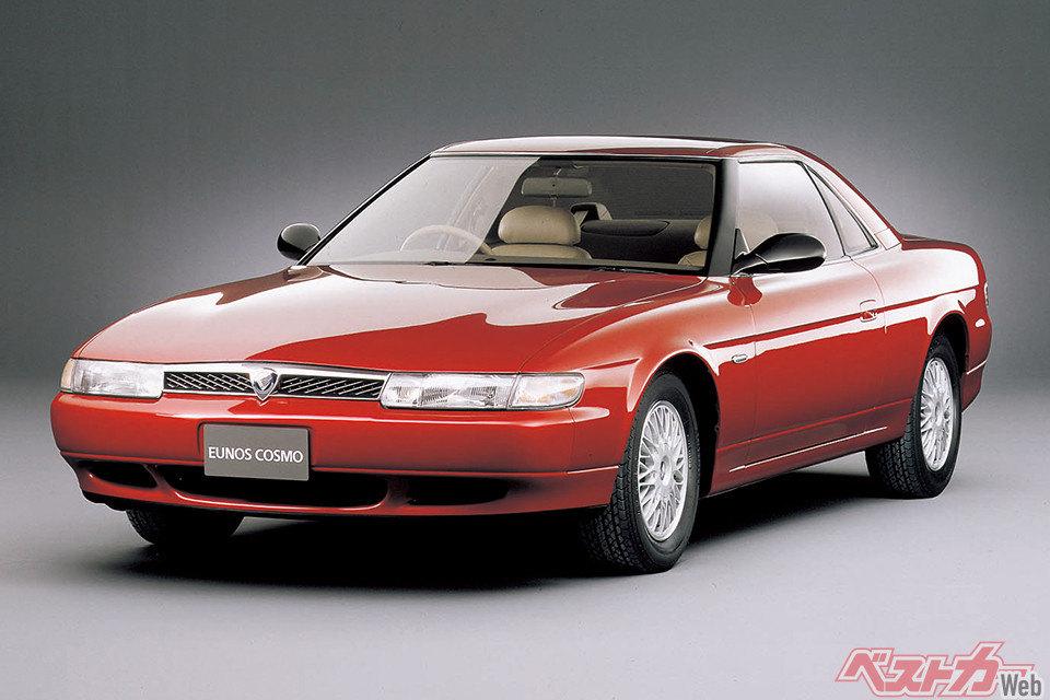 2ドアクーペのロータリーターボエンジン専用車として1990年に登場