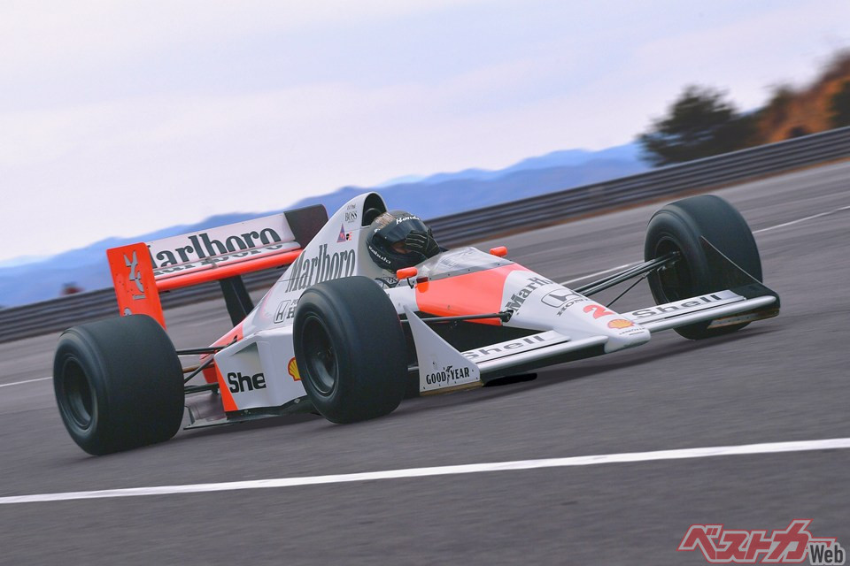 スーパーワンのサウンドをVTEC風にしてほしいという声もあるが、どうせV型エンジン風のサウンドならF1サウンドを再現するのもアリだ