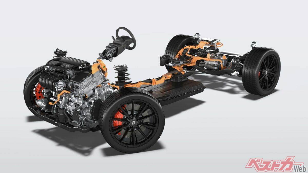 クラウンスポーツに搭載された2.5Lプラグインハイブリッドシステムはシステム最高出力225kW/306PSを達成