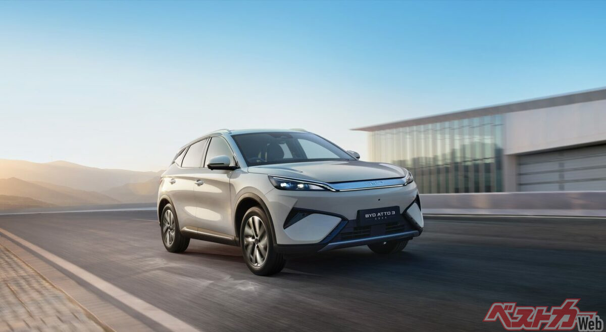 バッテリー激進化!! 最大630kmも走れるBYD ATTO 3 EX登場に口アングリ!!