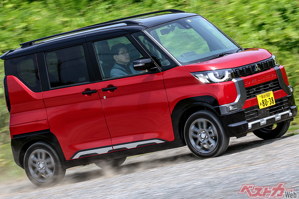 「デリカミニ」買うなら4WDターボが正解!? 先代の中古車が安い!? 上級グレードがおすすめな理由