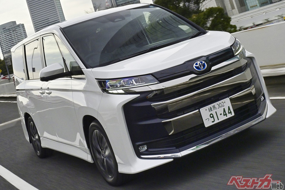 ノア/ヴォクシーが10万台超え!! アルファードも絶好調なのに弱点あり!? トヨタミニバンの改善してほしいポイント