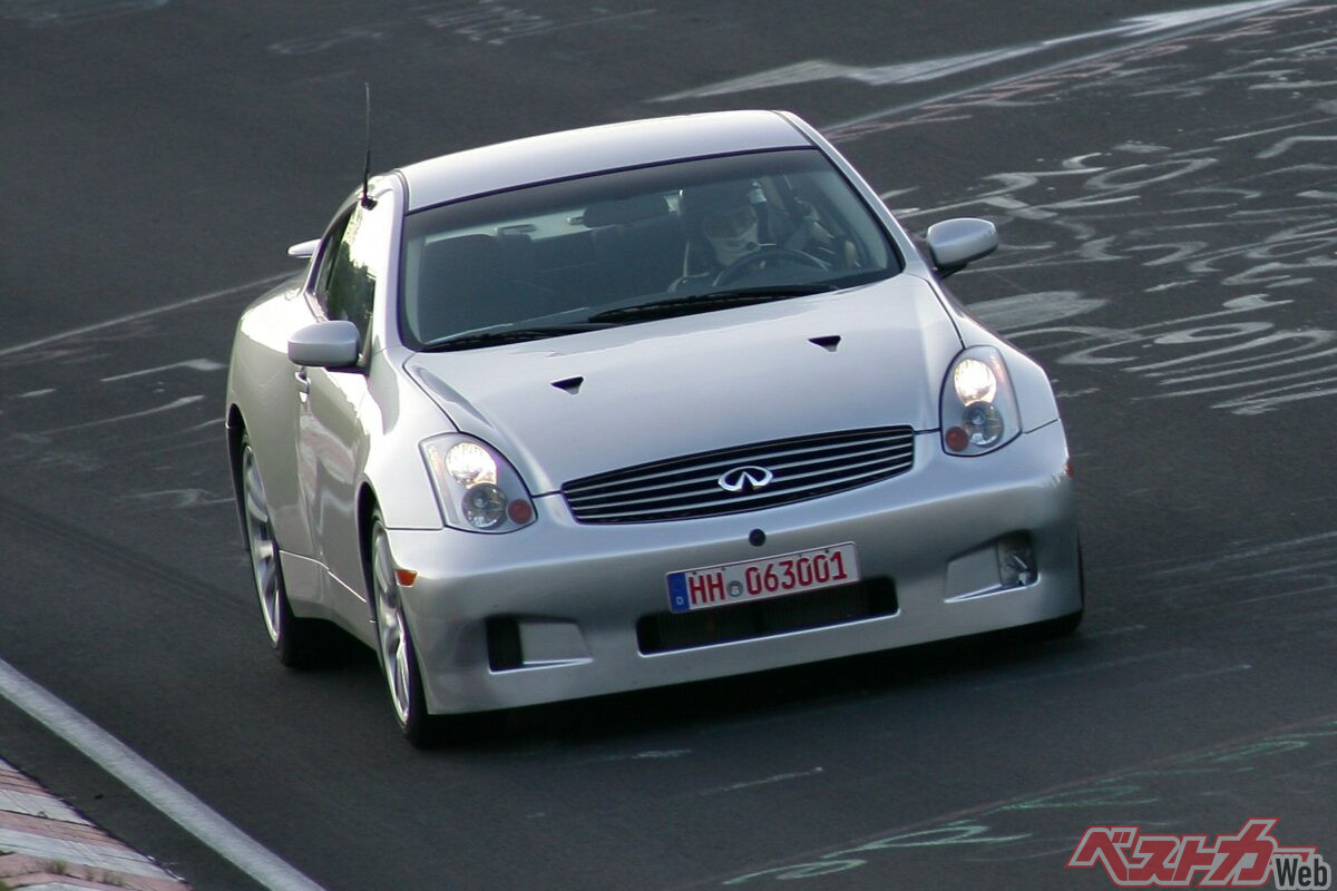 新型エルグランドも発売前は完全黒布でR35 GT-Rも見た目はV35スカイライン!?　日産のカモフラ車は隠し方まで個性的だった！