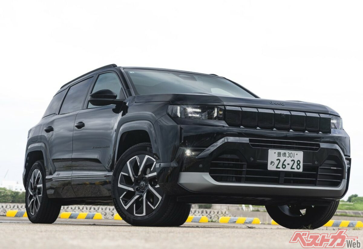 取材車はSummit Style Package