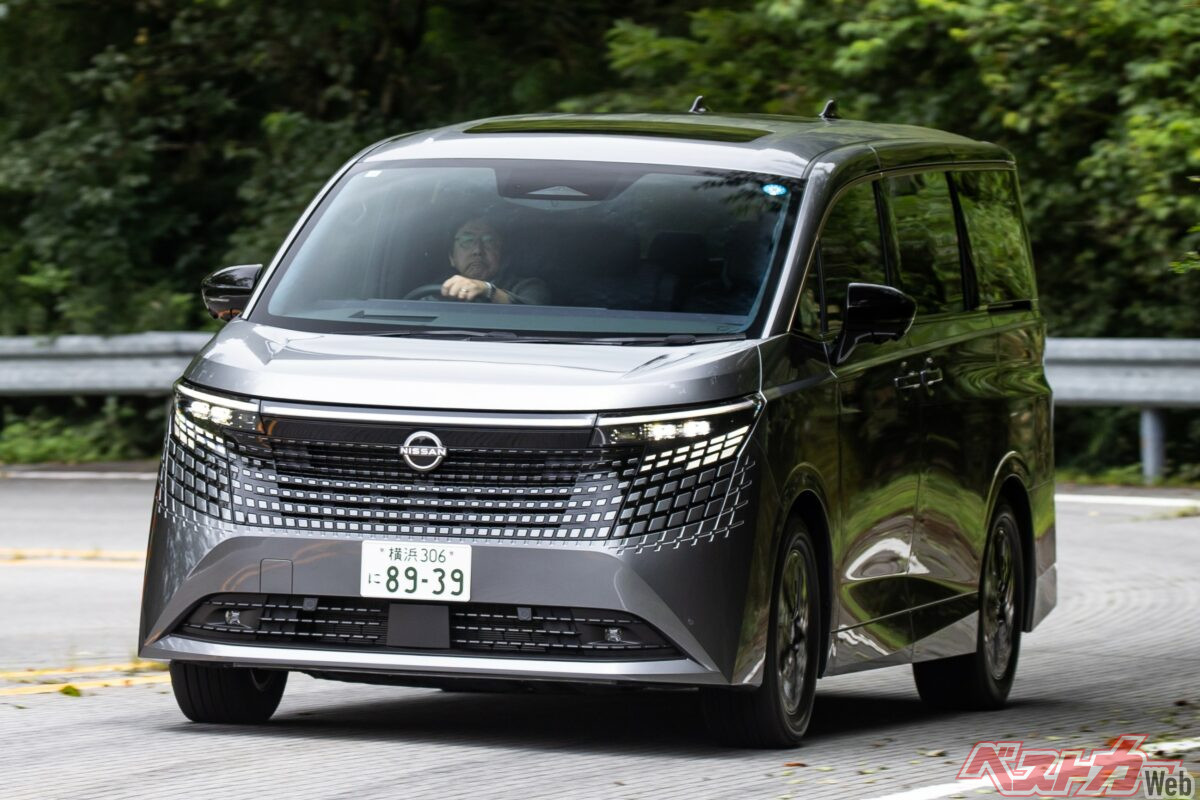新型エルグランドは燃費カタログ値を超え!?　2.4t超のミニバンとは思えない結果に驚愕！