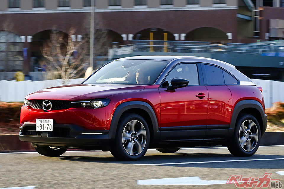 マツダ MX-30（2020年登場）。独創性あふれるクーペSUV。2Lマイルドハイブリッド搭載