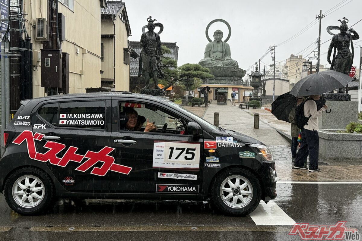 2026年の最終戦は大仏様に見守られながら走った！　クルマを鍛え、笑顔を増やした国沢ミライース　