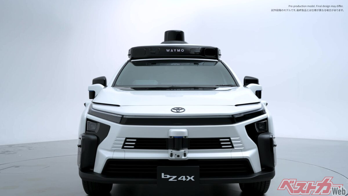 車体はもちろん実験機器にも「WAYMO」のロゴが入っている。このbZ4Xがどのような形で我々の目の前に現れるのかはまだわからないが、いまから楽しみだ!