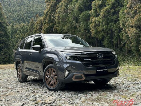 2025年登場新型フォレスターにはアイサイトXが搭載された。スバルのアイサイトは、その起源を1980年代にまで遡れるのだからおどろき