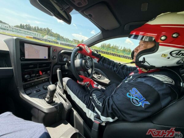 国沢親方はGRヤリスのオイルの温度が限界近くになるほど全開で走りこんだ