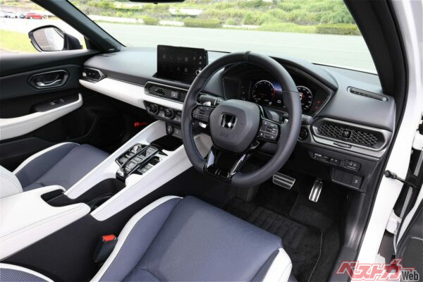 ブルーとホワイトを組み合わせたインテリア