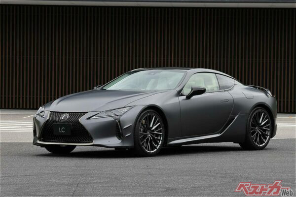 LC500 PINNACLE。期間を絞ってわずか100台が抽選販売される