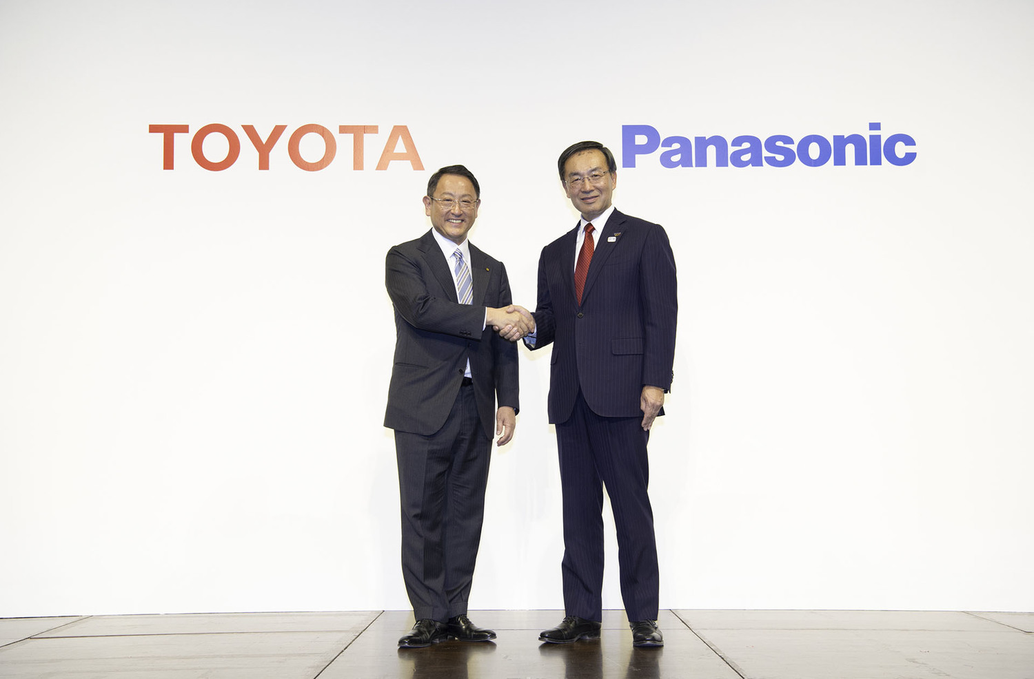 トヨタとパナソニックが車載用角形電池事業の協業について検討を開始