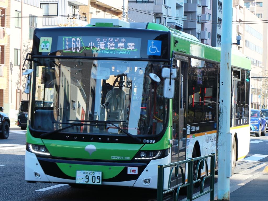 スカニア・ボルグレンのフルフラットバス（東京都交通局）