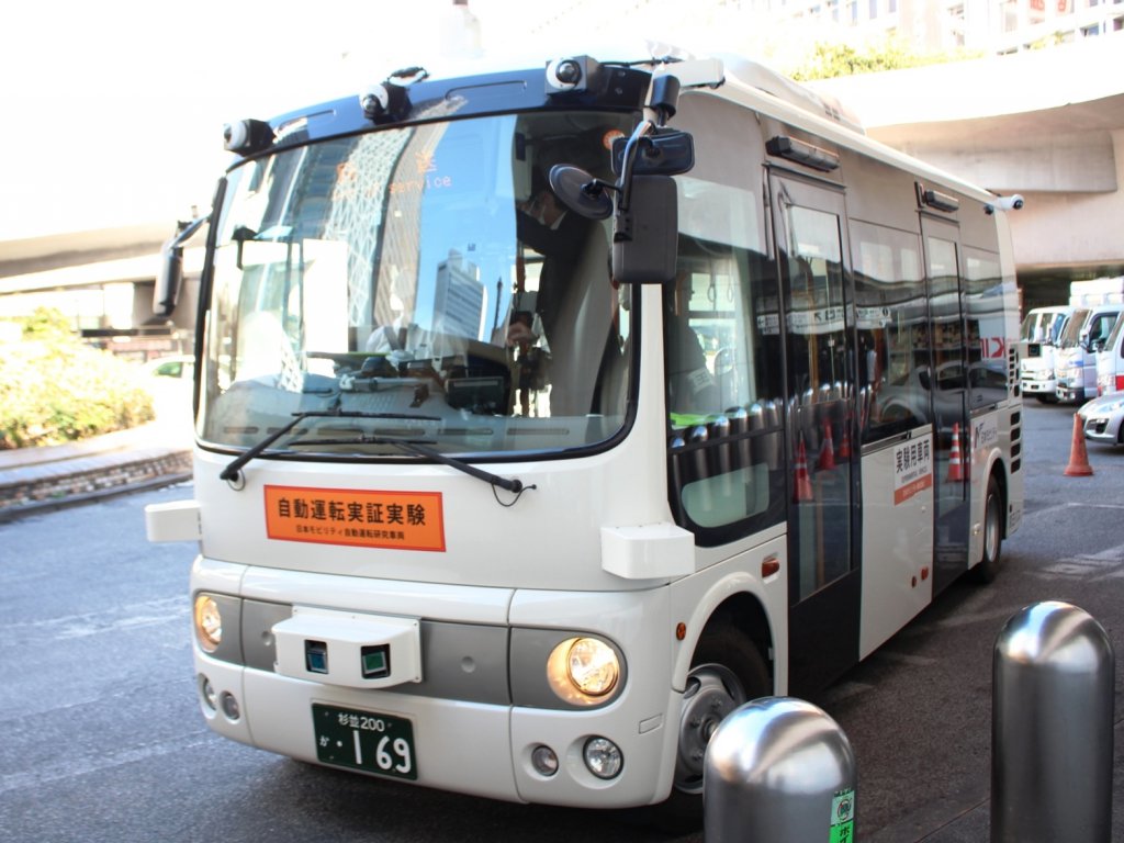 自動運転のポンチョに試乗!!　京王バスCH01系統の実証実験にバスの近未来を見た!