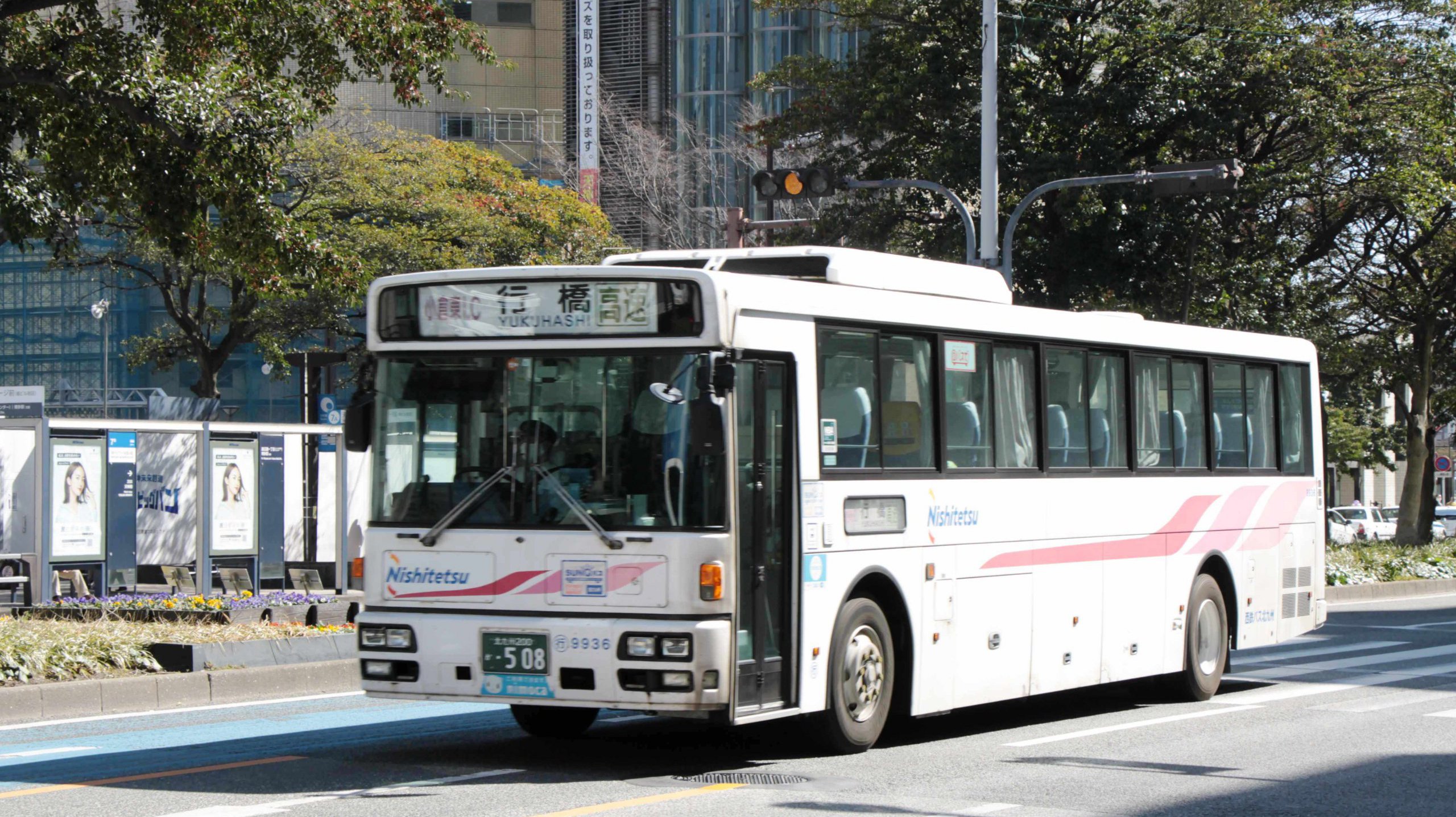 プロトレーナー直伝 長時間でも疲れないバスの着座姿勢はお尻の位置がキモだった バス総合情報誌 バスマガジン