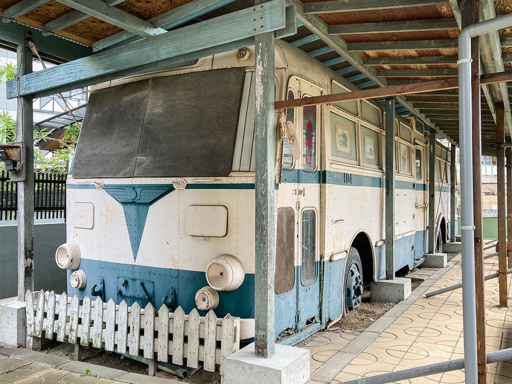 日本の都市部でトロリーバスが採用された時代もあったが、殆どが短命に終わってしまった。