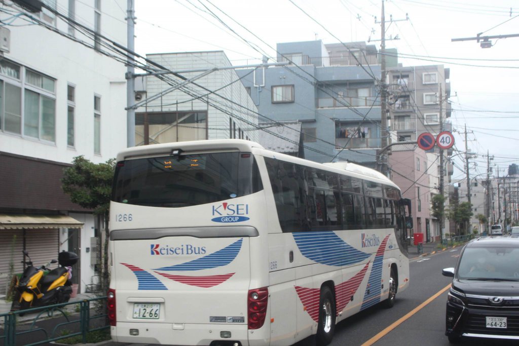 京成バス奥戸営業所入出庫の空港バス