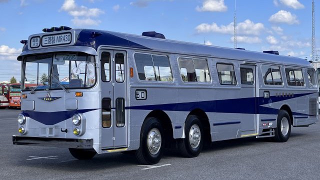 なにこのSF感!! 幻の6輪バスMR430が59年ぶり復活　北の大地のバス愛が半端ない