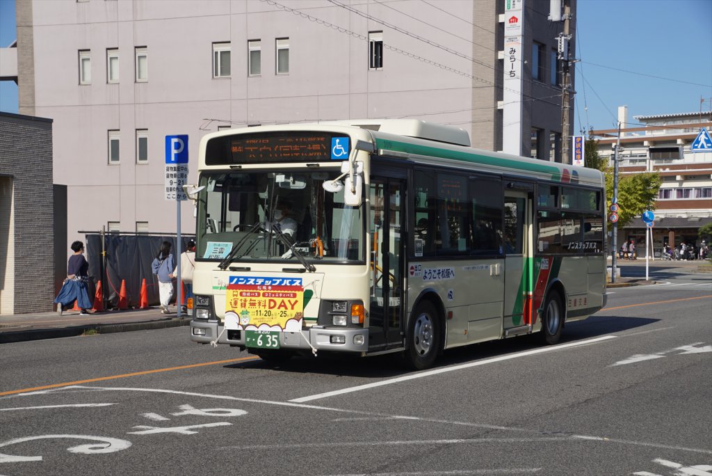 三重交通委託のコミュニティバス松阪三雲線