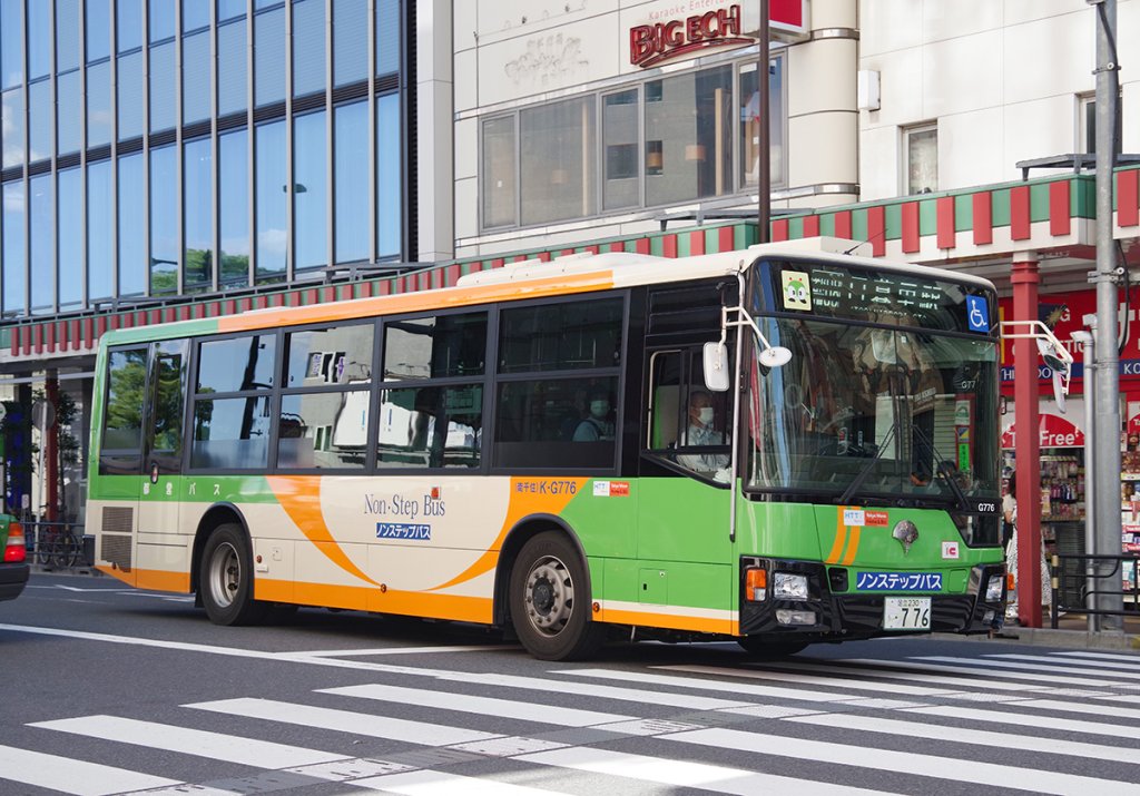 2021年式三菱ふそうエアロスター。都営バスはこの年に140台程度のバス車両を新規導入している